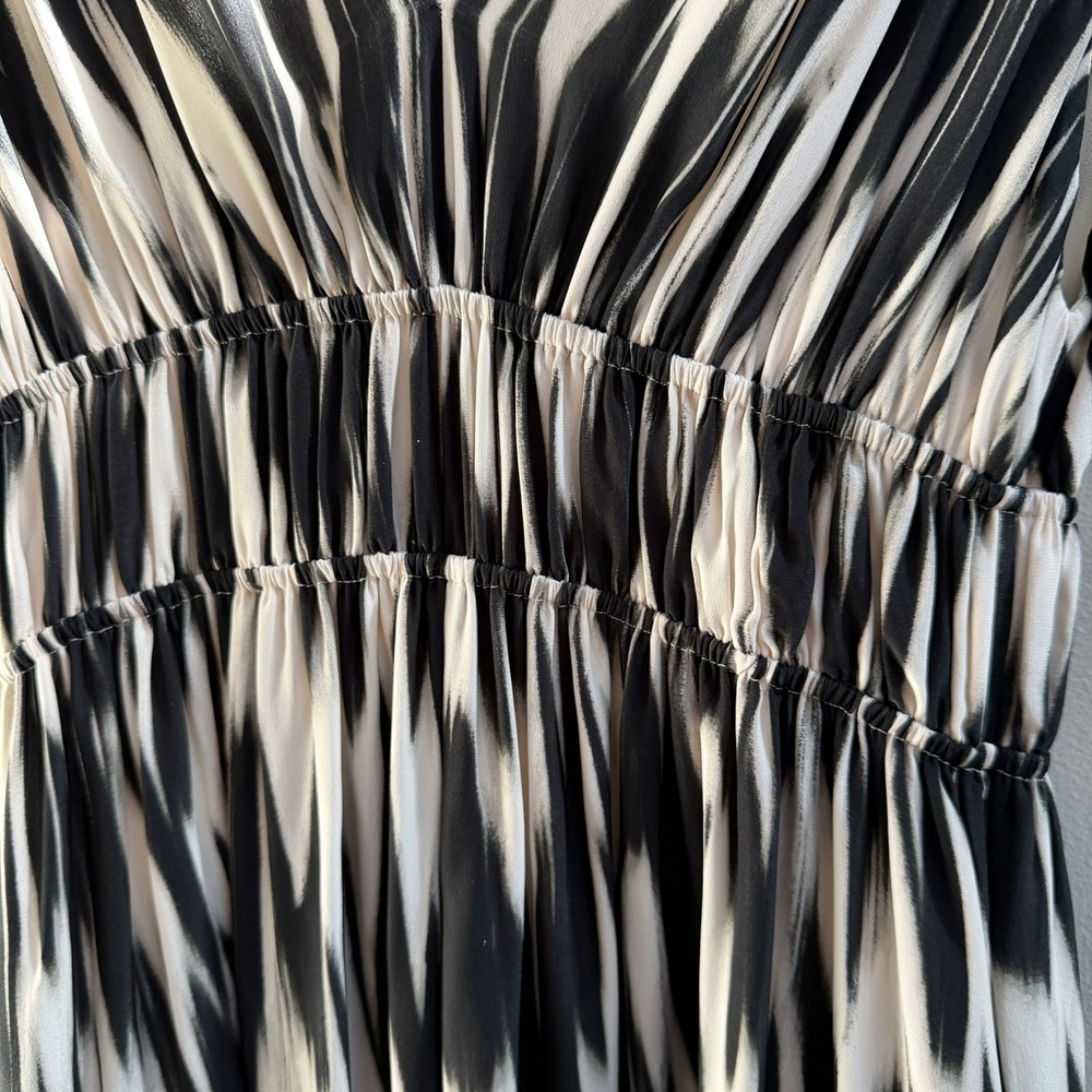 Banana Republic Cascade Silk Maxi Dress Black White Ikat Brushstroke Small - Picture 4 of 7